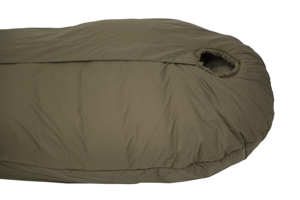Carinthia Defence 4 olive sleeping bag showcasing wind and water-resistant design.