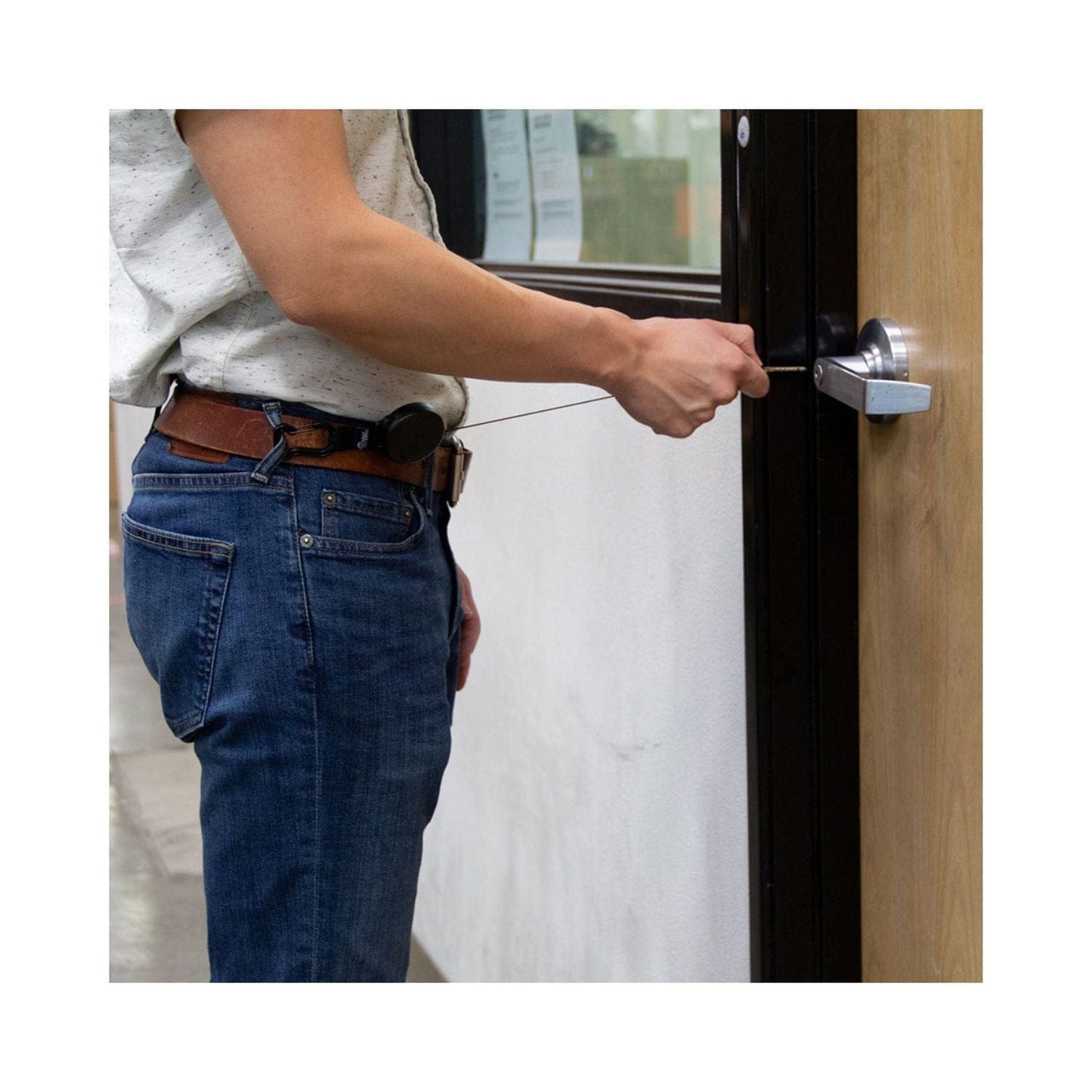 Retractable Carabiner Key Holder