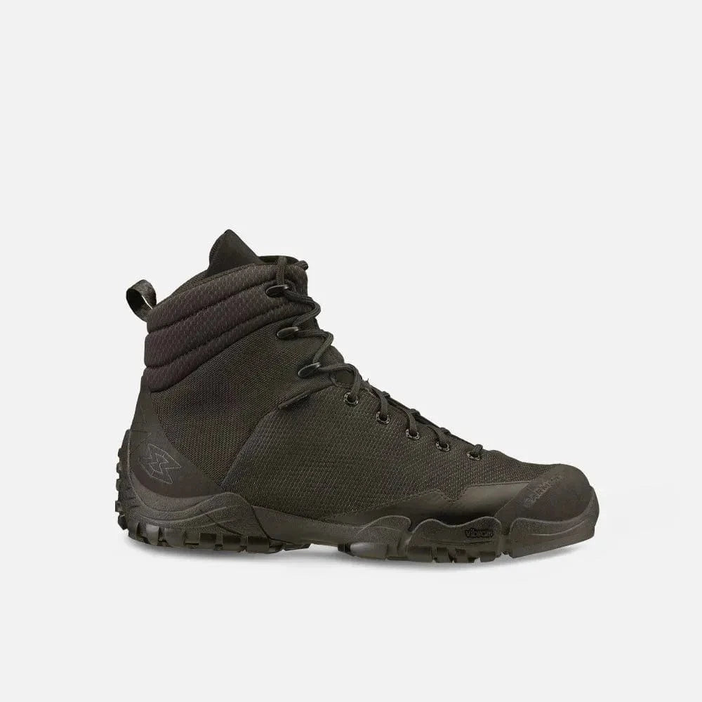 GARMONT NEMESIS 6.2 GTX tactical boot with rugged black design, Vibram sole, and GORE-TEX technology for superior waterproof protection and comfort.