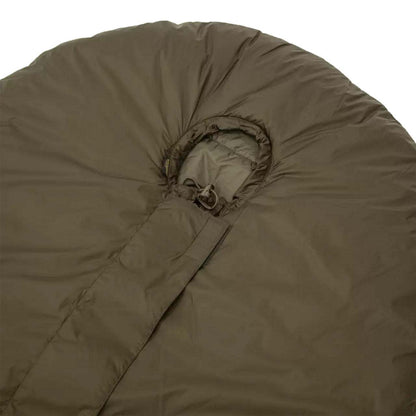 Carinthia SOF 2 Sleeping Bag – Lightweight, versatile, military-grade sleeping bag with G-LOFT® insulation and center zipper for high mobility.