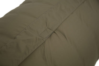 Carinthia Defence 4 sleeping bag in olive, showcasing durable, weather-resistant fabric.