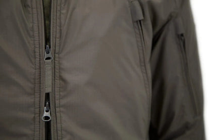 Carinthia MIG 4.0 Jacket close-up with advanced IR Camouflage Windstopper® fabric and discreet zippers.