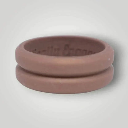 Ridged silicone ring with a centered trench design and beveled edges in bronze, symbolizing strength and style.