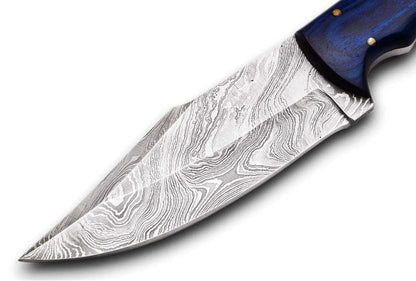 Damascus Steel Hunting Knife with 176-layer patterned blade and Pakka wood handle.
