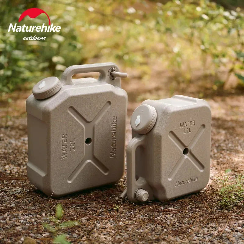 Four Wheel Drive Expedition Water Containers