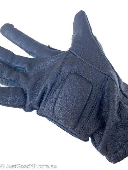 Tactical glove with Kevlar and aniline goatskin, designed for military and first responders.